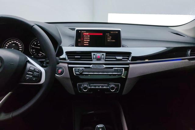 BMW X1 2020 — фото 11
