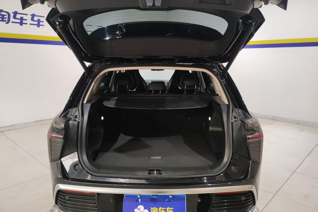 Red flag HS3 id 3823661 из Китая 17