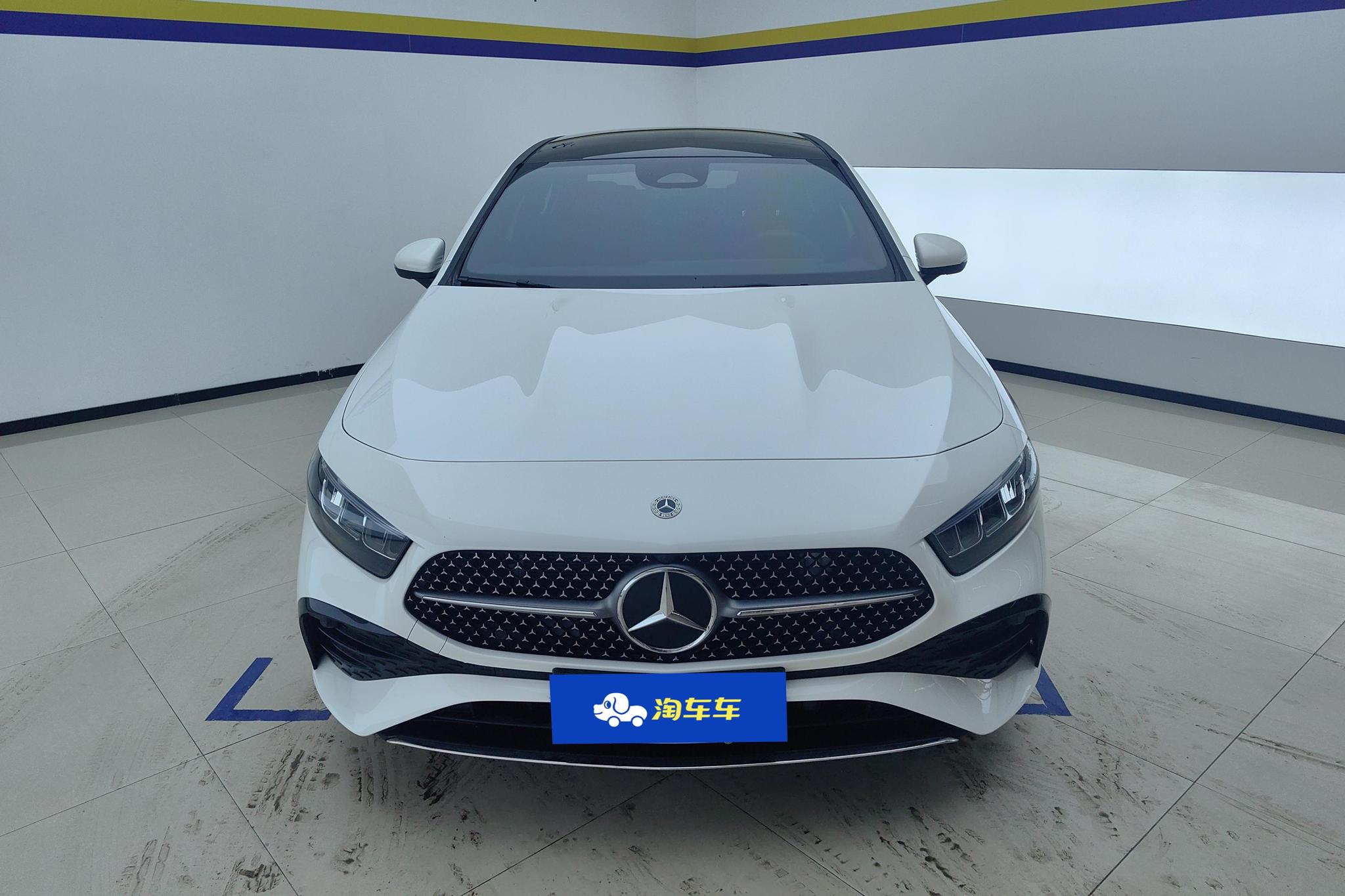 Mercedes-Benz A-Class A 2023 A 200 L Sport Fashion