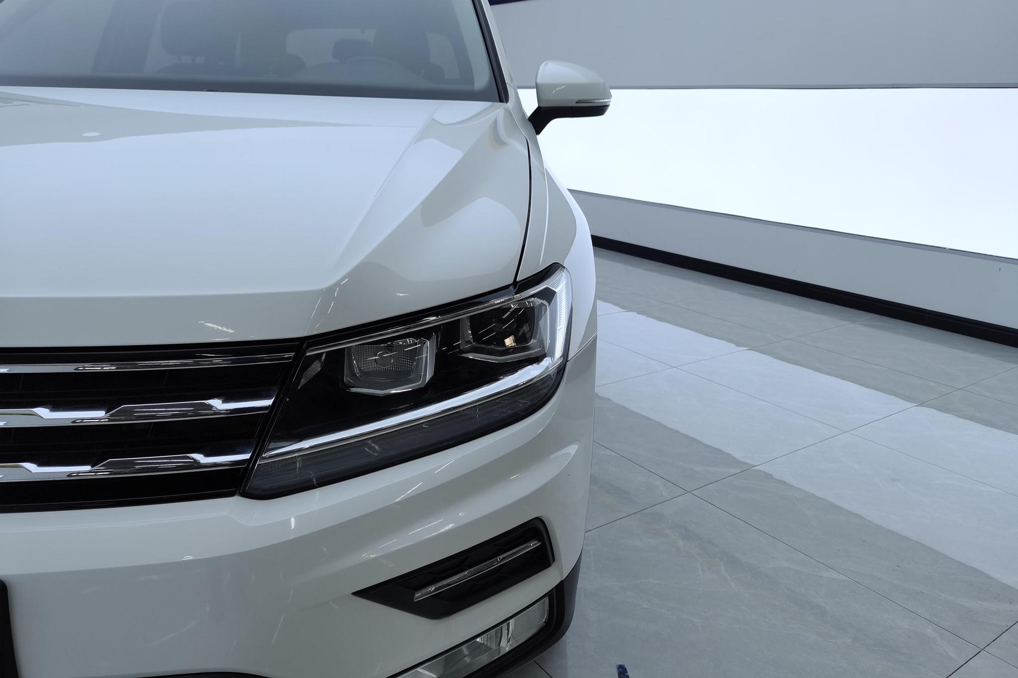 Volkswagen Tiguan L L 2018 280TSI AT Comfort