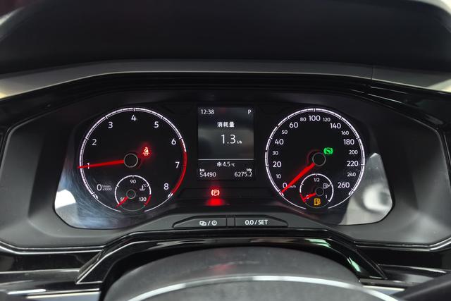 Volkswagen Polo 2021 Белый из Китая, фото 5