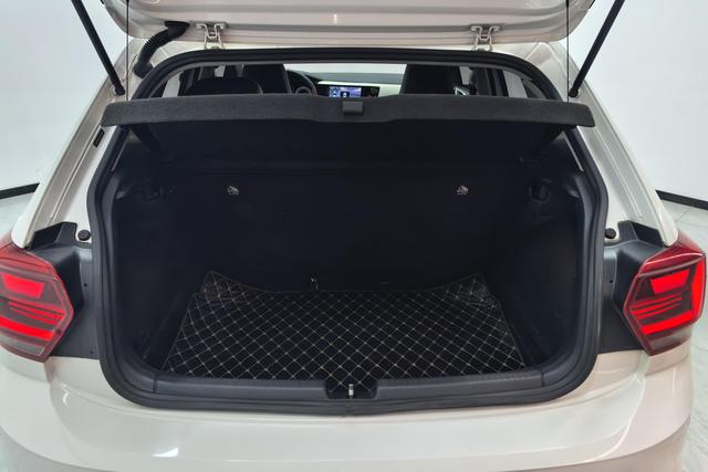 Volkswagen Polo id 3785435 из Китая 13