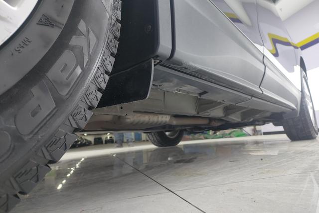 Chevrolet Explorer id 3768861 из Китая 16