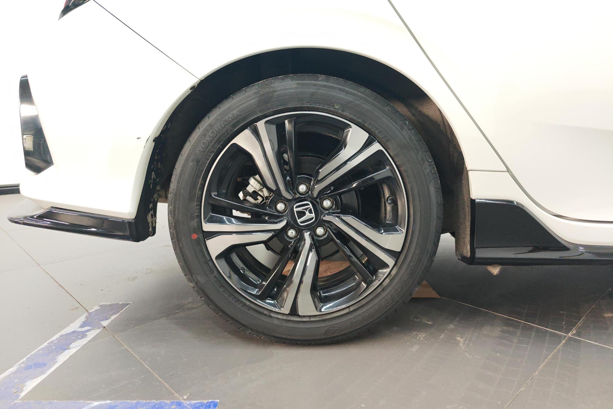 Honda Civic 2020 HATCHBACK 220TURBO CVT
