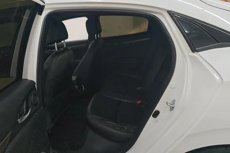 Honda Civic — фото 11