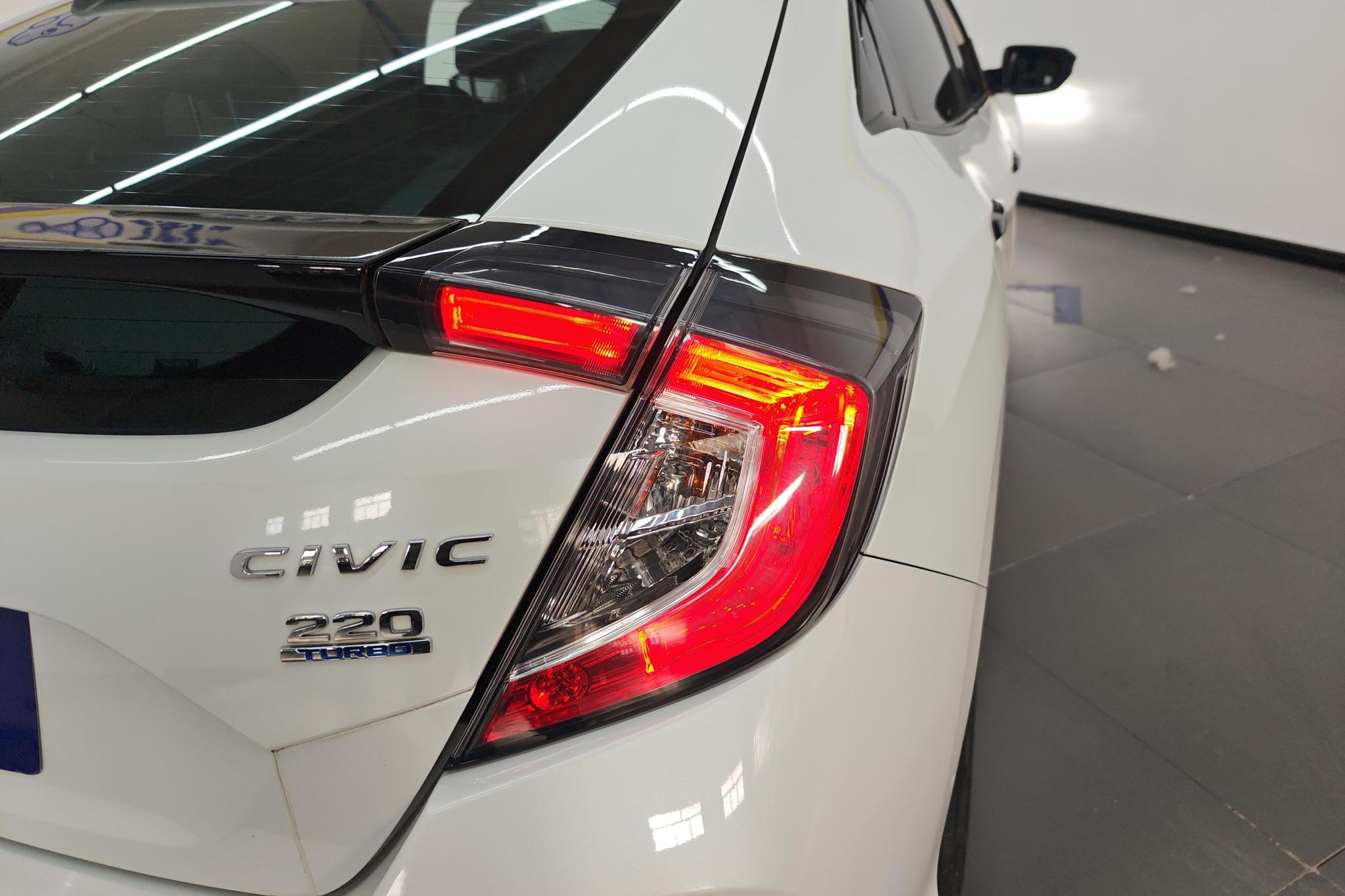 Honda Civic 2020 HATCHBACK 220TURBO CVT
