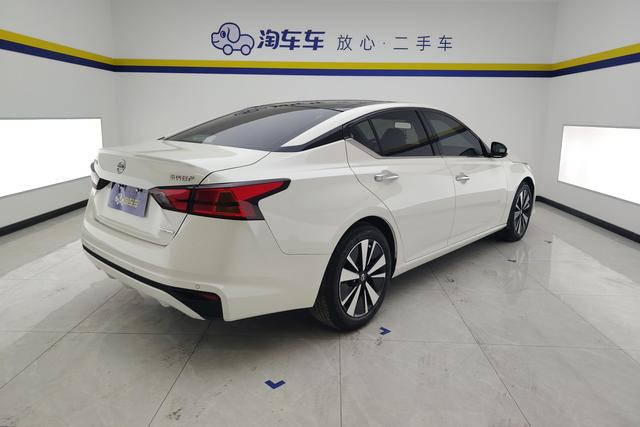 Nissan Teana 2021 2.0 L XL — фото 3