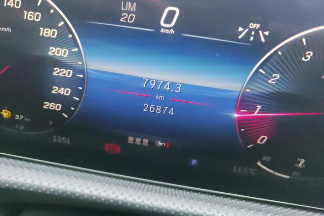 Mercedes Benz A-Class 2021 — фото 12