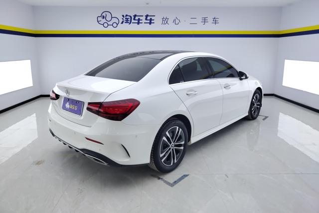Mercedes Benz A-Class 2021 — фото 3