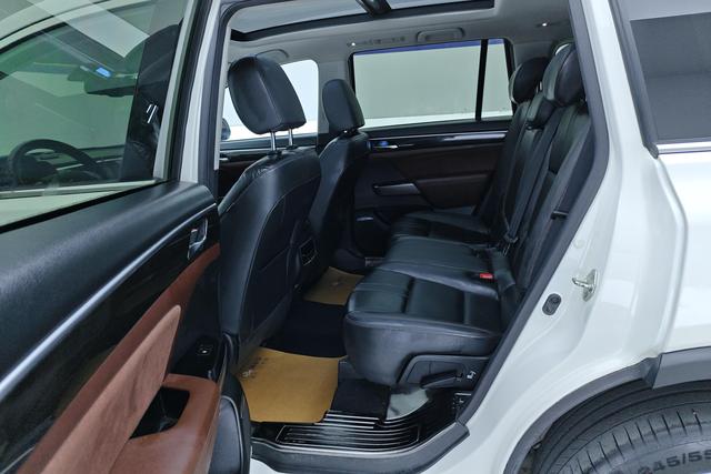 Gac Trumpchi Trumpchi GS8 2017 — фото 16
