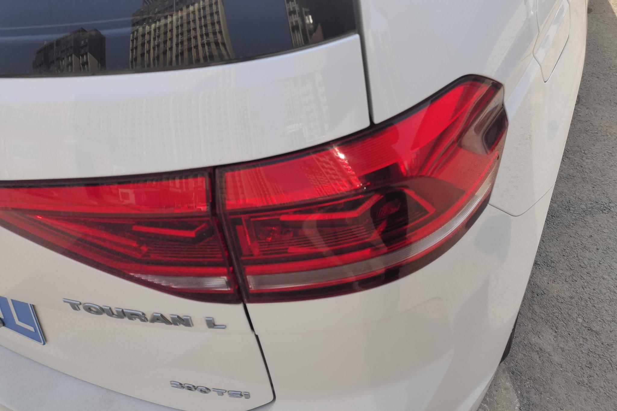 Volkswagen L 2018 280TSI AT 7 мест