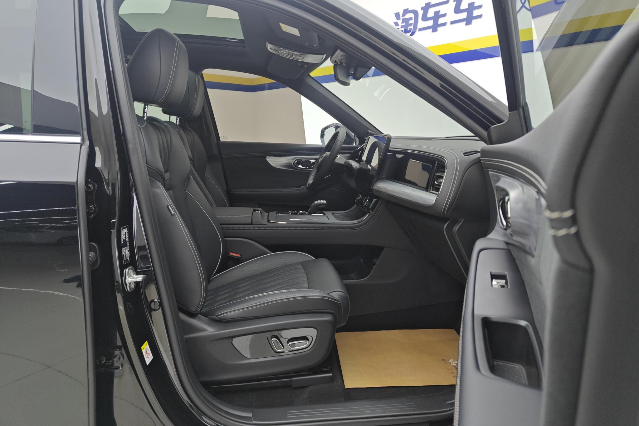 GAC GS8 2022 2.0TM Luxury 7 мест