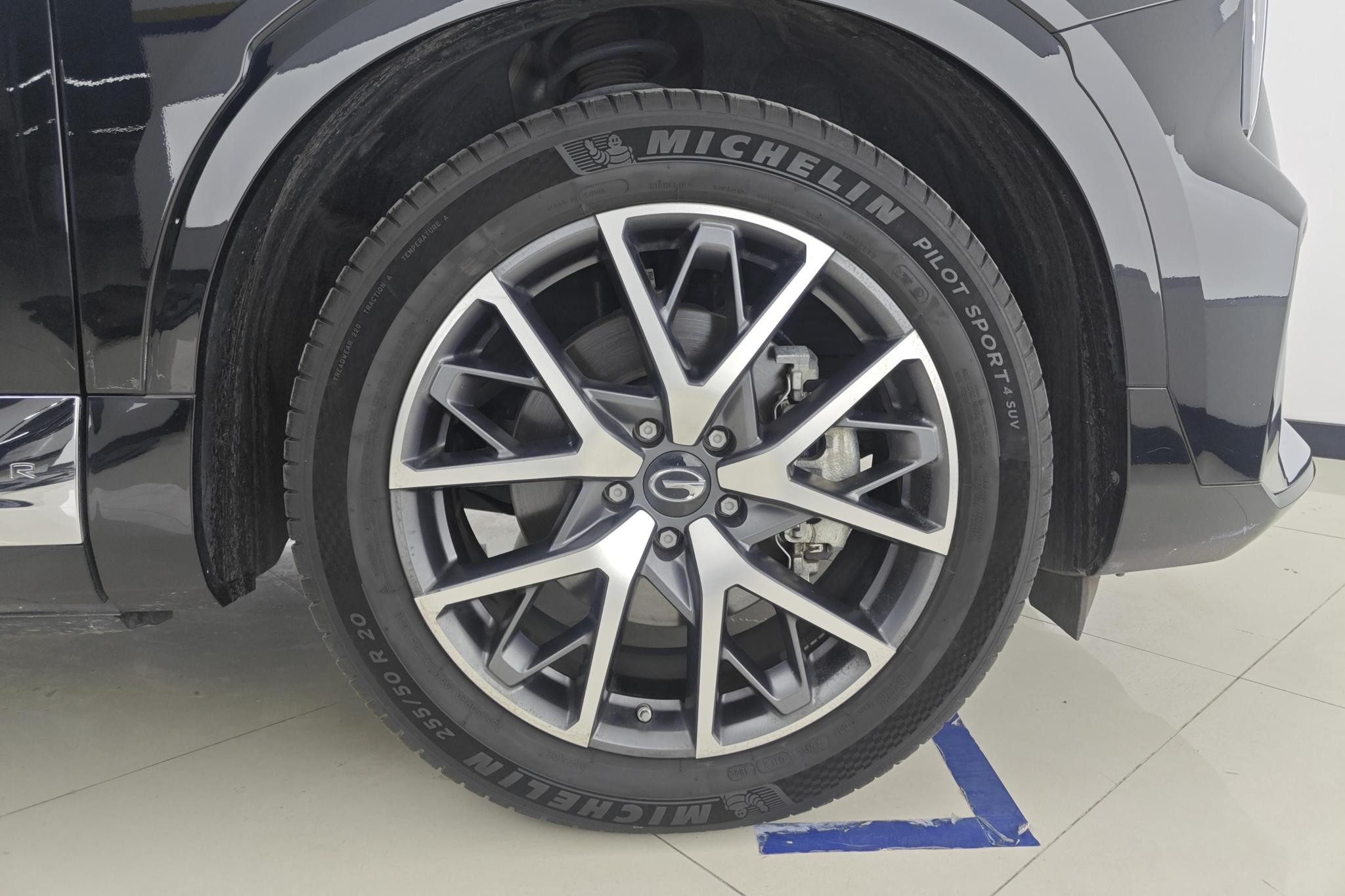 GAC GS8 2022 2.0TM Luxury 7 мест
