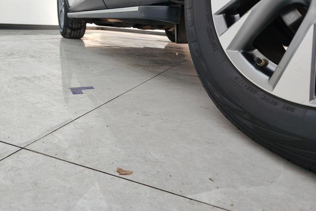 Nissan Loulan id 3823627 из Китая 9