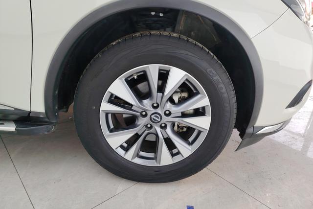 Nissan Loulan id 3823627 из Китая 16