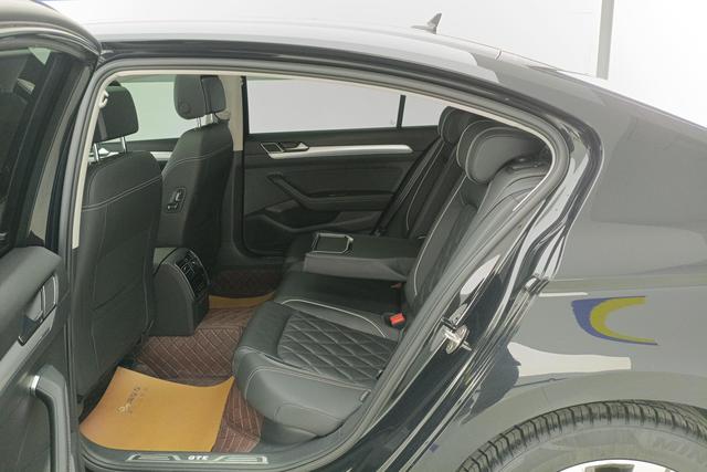 Volkswagen Magotan PHEV id 3823630 из Китая 16