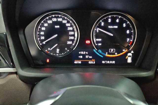 BMW X1 id 3791767 из Китая 14