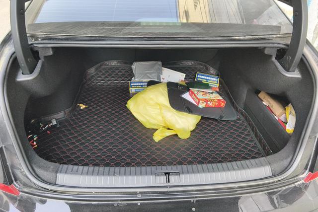 Volkswagen Passat 2021 — фото 17