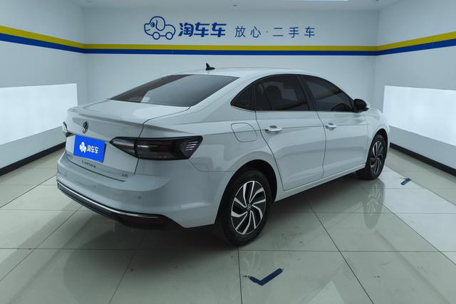 Volkswagen Lavida 2023 Белый из Китая, фото 2