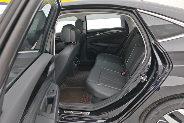 Volkswagen Passat id 3823374 из Китая 9