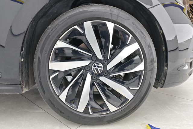 Volkswagen Passat id 3823374 из Китая 11