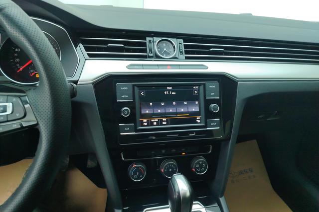 Volkswagen Magotan id 3823493 из Китая 13