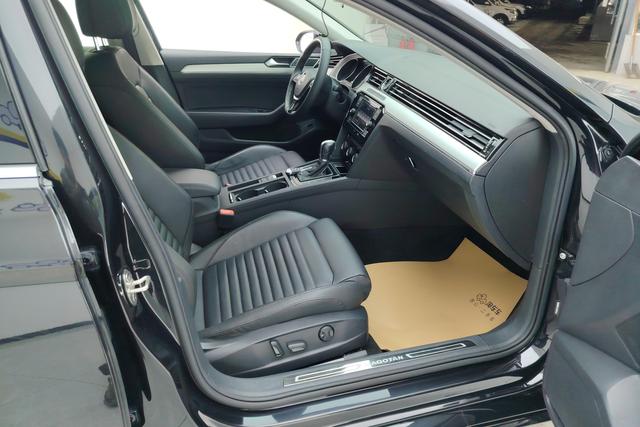 Volkswagen Magotan id 3823493 из Китая 16