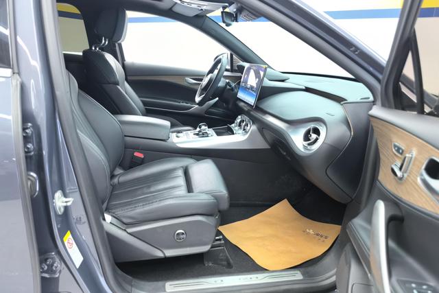 Denza X PHEV id 3785856 из Китая 9