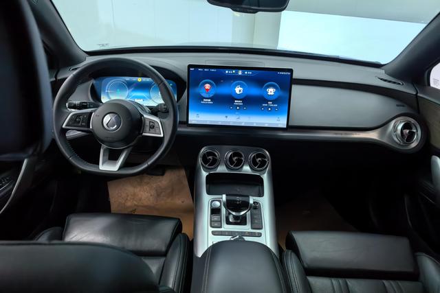 Denza X PHEV id 3785856 из Китая 13