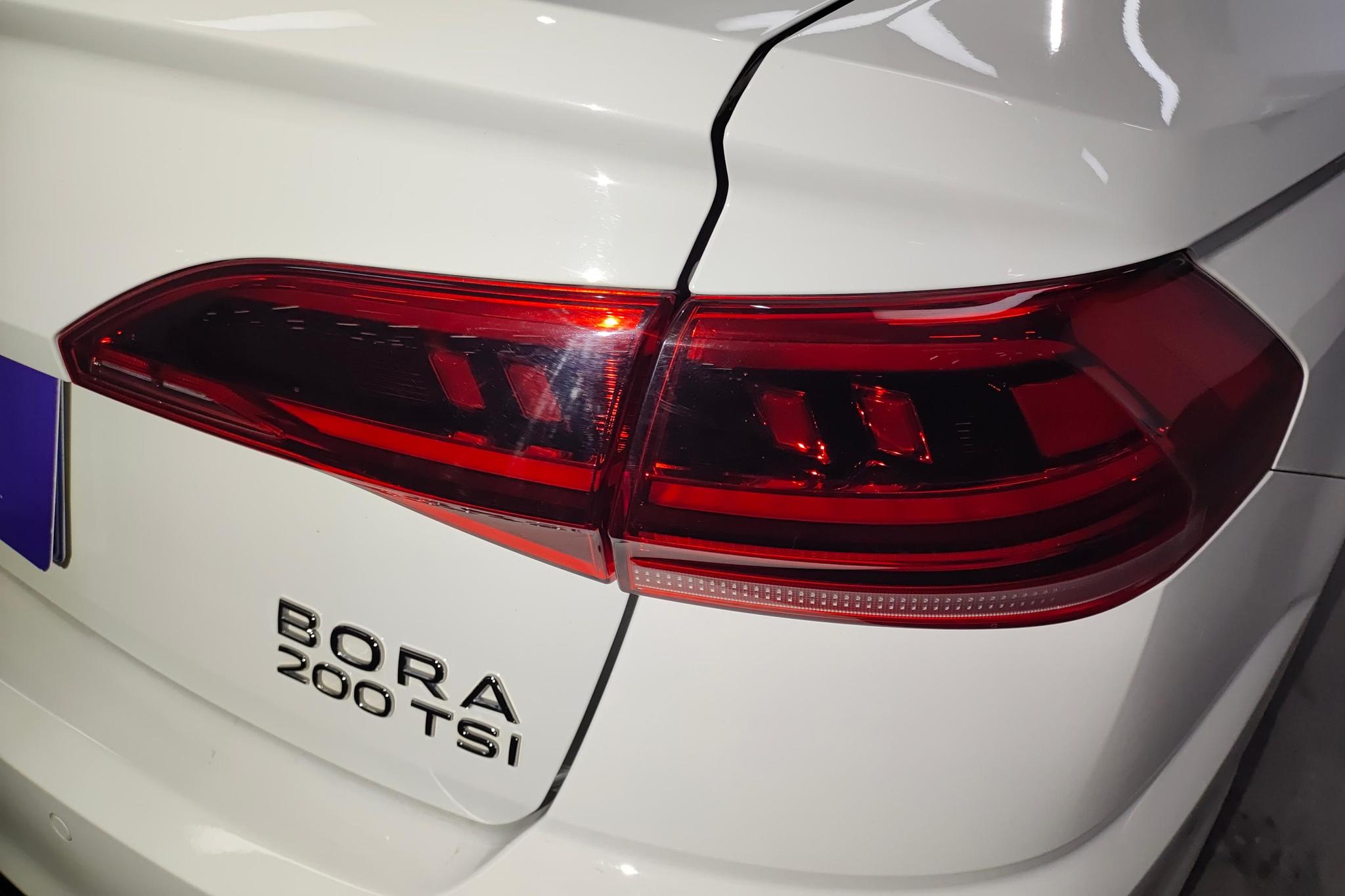 Volkswagen Bora 2023 200TSI DSG