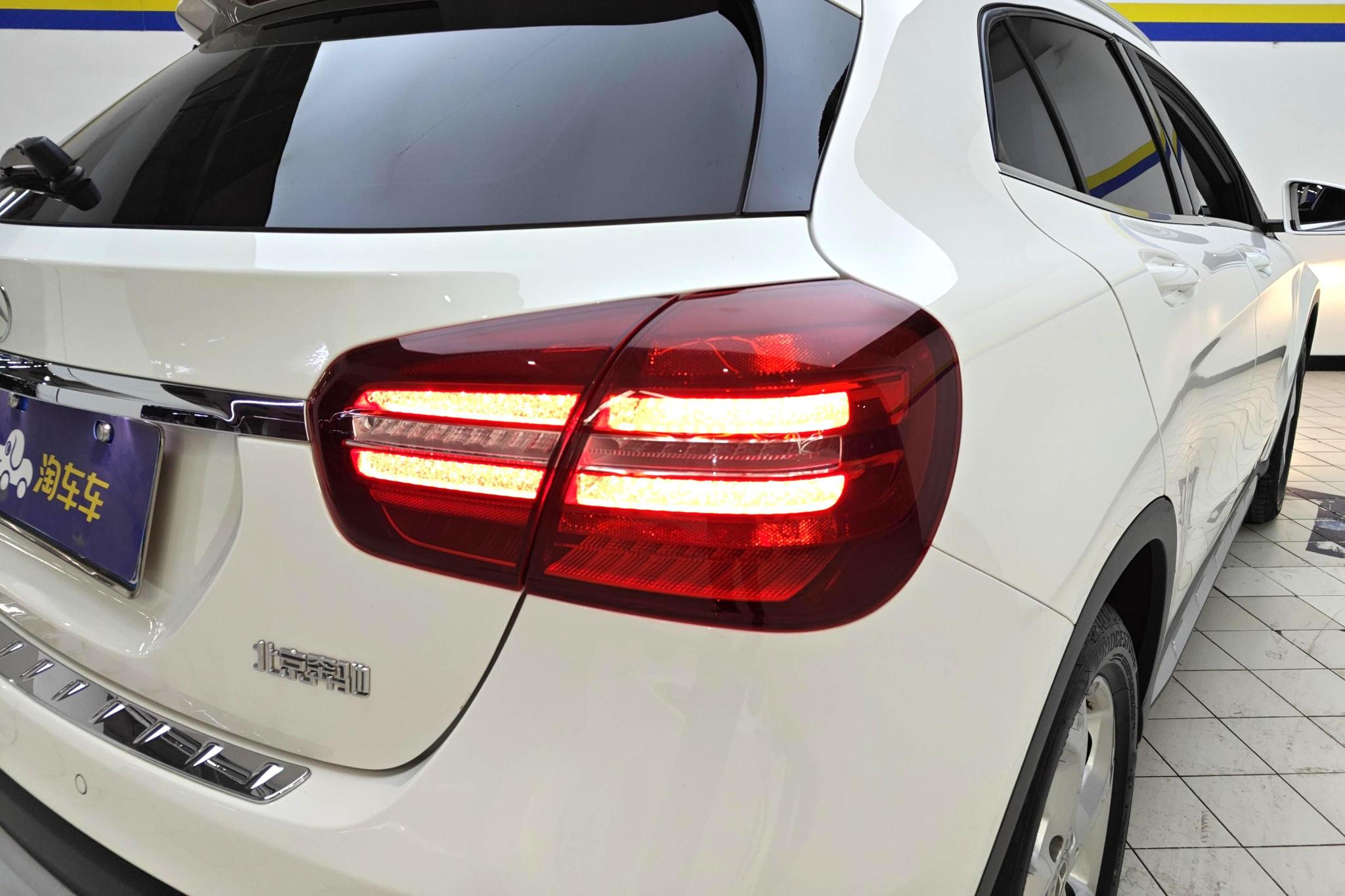 Mercedes-Benz GLA 2018 GLA 200