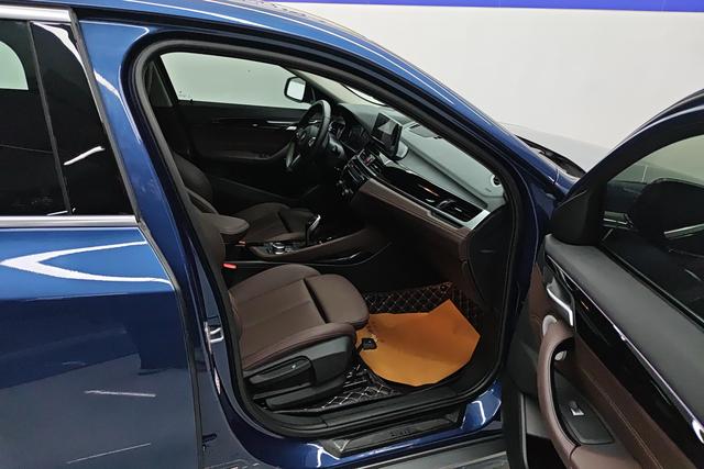 BMW X2 2023 — фото 16