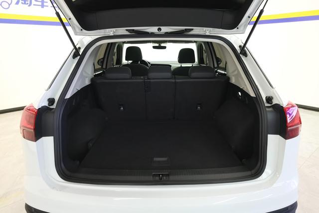 Volkswagen Tayron 2020 330 TSI — фото 16