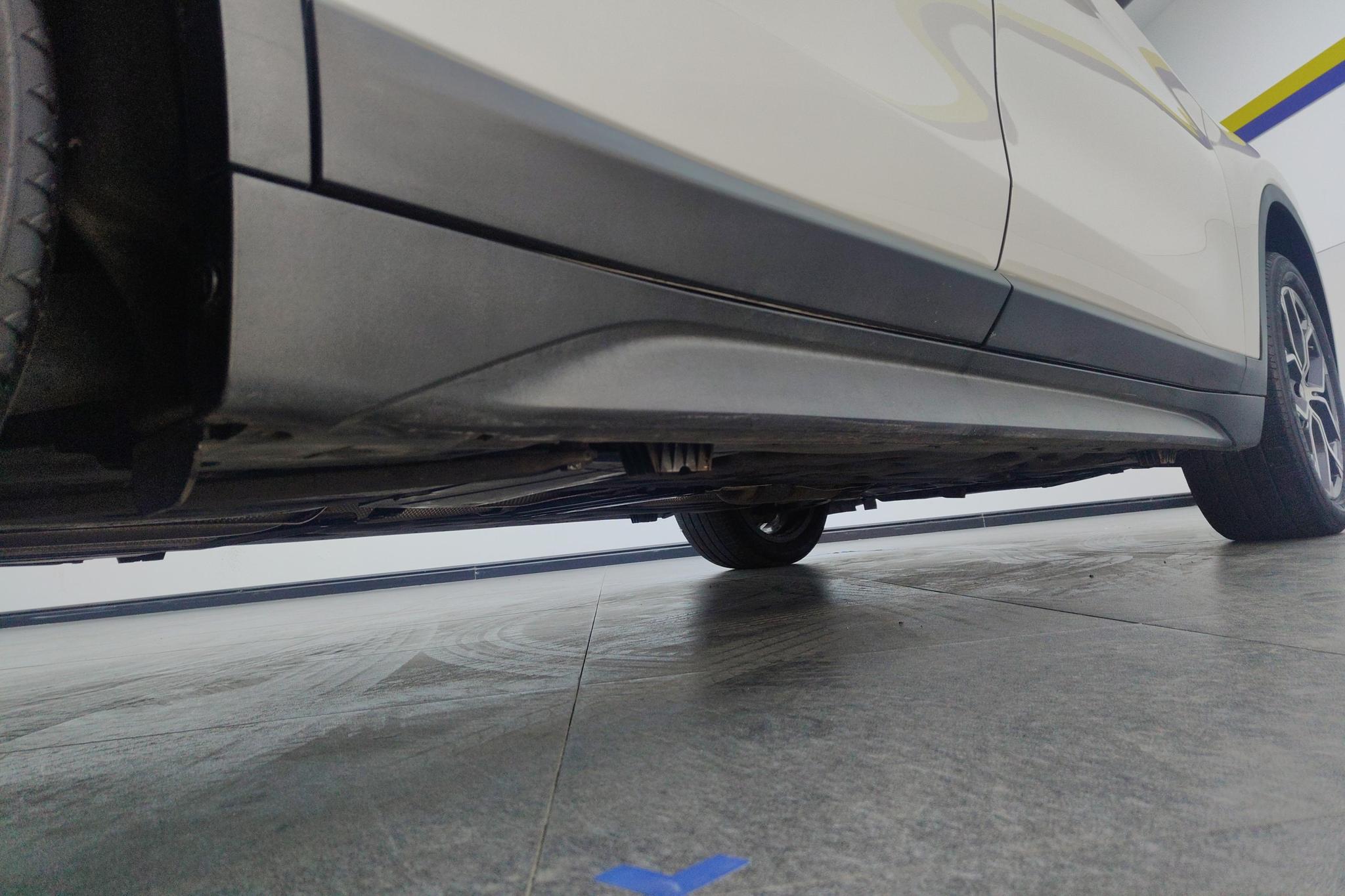 BMW X1 2021 sDrive25Li Lead