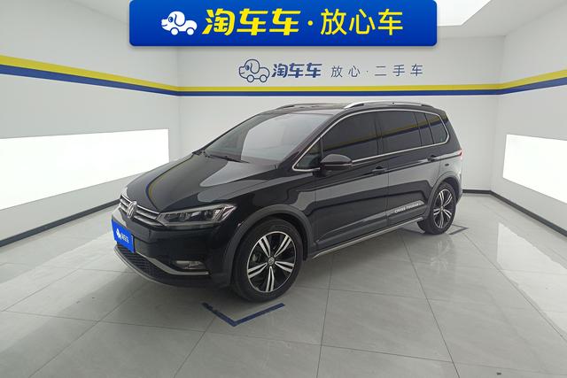 Volkswagen Touran 2018 — фото 1