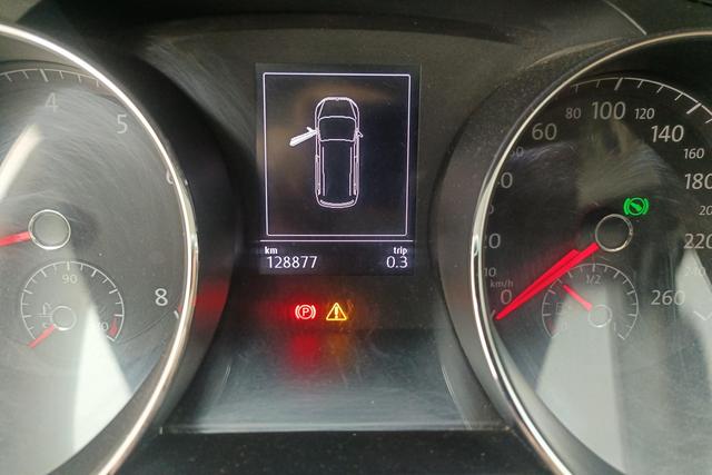 Volkswagen Touran L id 3775332 из Китая 7