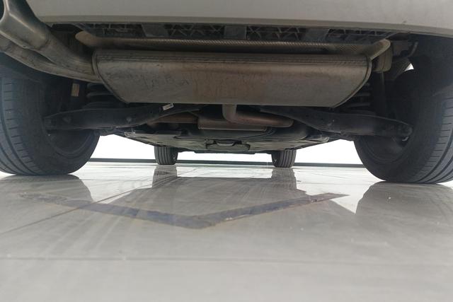 Volkswagen Touran L id 3775332 из Китая 10