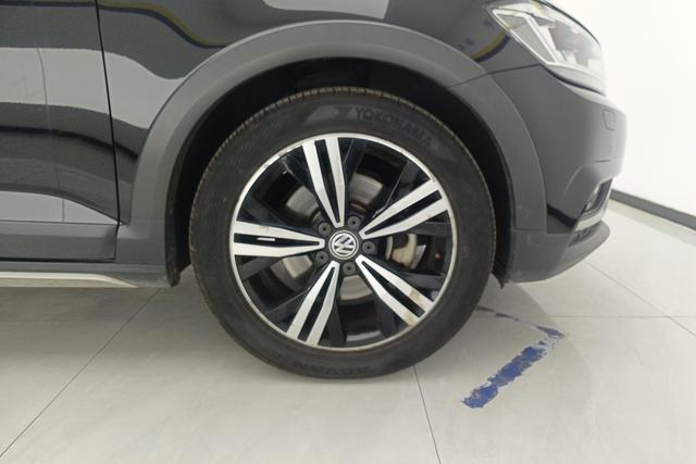 Volkswagen Touran L id 3775332 из Китая 15