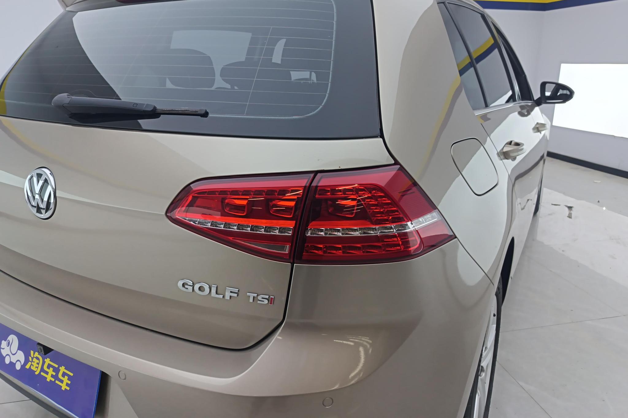Volkswagen Golf 2016 230TSI AT Comfort