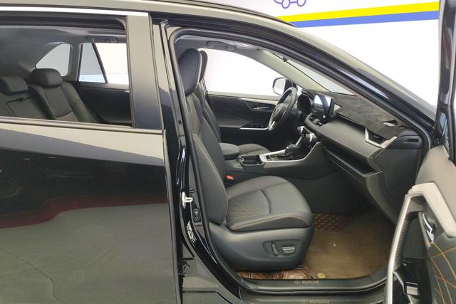 Toyota RAV4 2024 2.0 L CVT 2 WD PLUS — фото 15