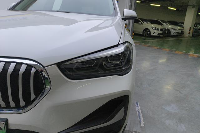 BMW X1 PHEV 2019 Белый из Китая