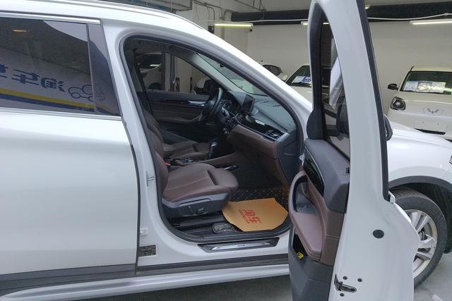 BMW X1 Hybrid 2020 — фото 15