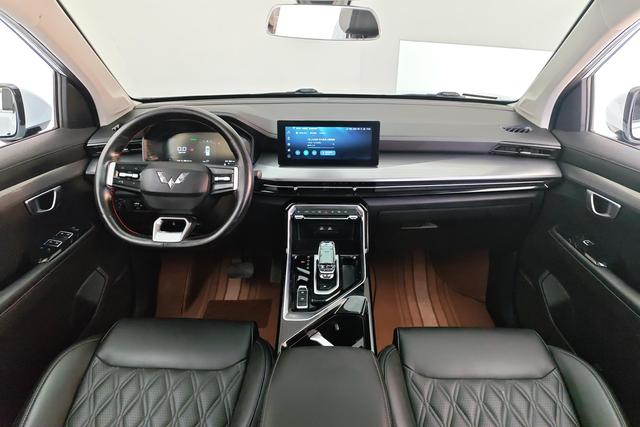 Wuling Asta 2022 2.0 L DHT — фото 13