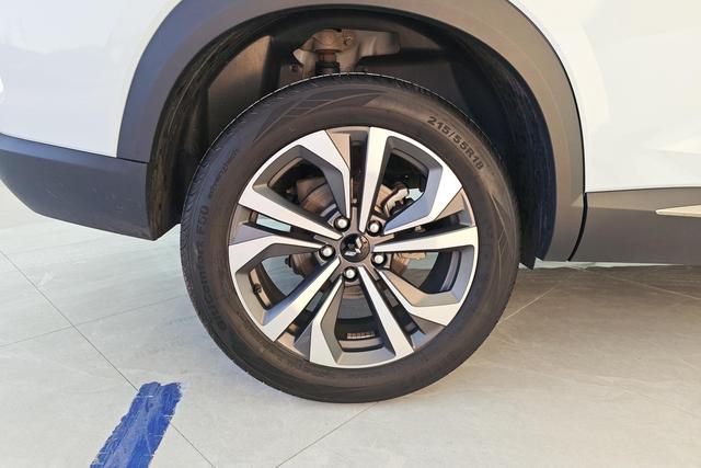 Wuling Asta 2022 2.0 L DHT — фото 10