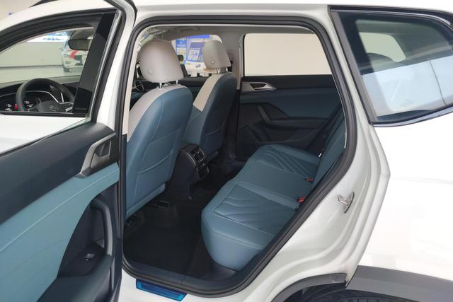 Volkswagen Tharu 2024 300 TSI 2 WD — фото 16