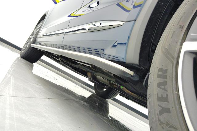 Geely Automobile Xingyue L 2022 Синий из Китая, фото 3