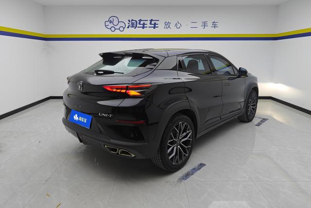 Chang'an UNI-T 2022 Черный из Китая, фото 3