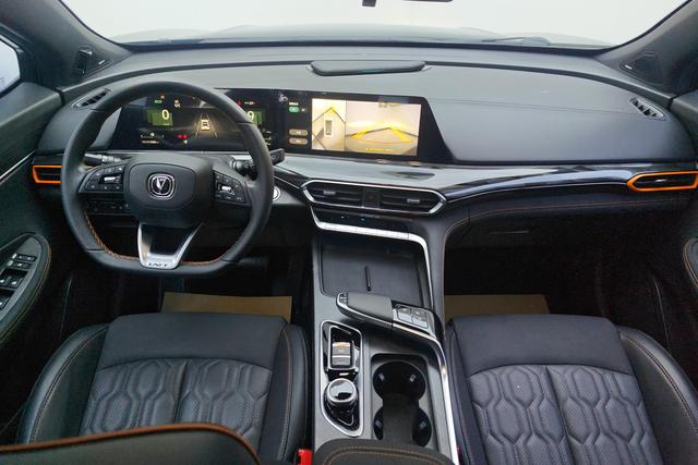 Chang'an UNI-T id 3840869 из Китая 7