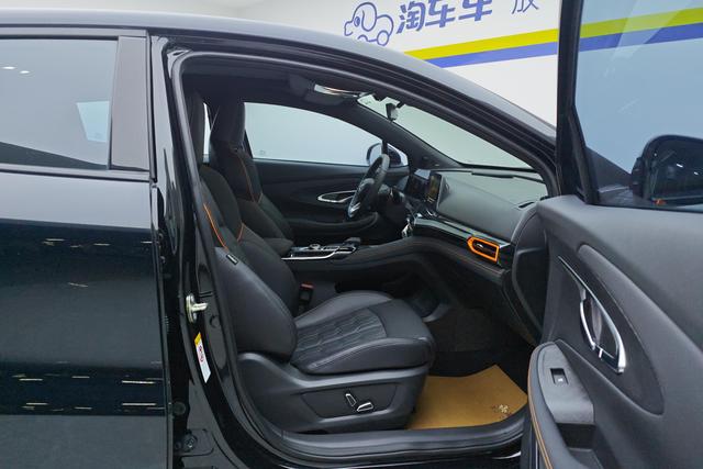 Chang'an UNI-T id 3840869 из Китая 12