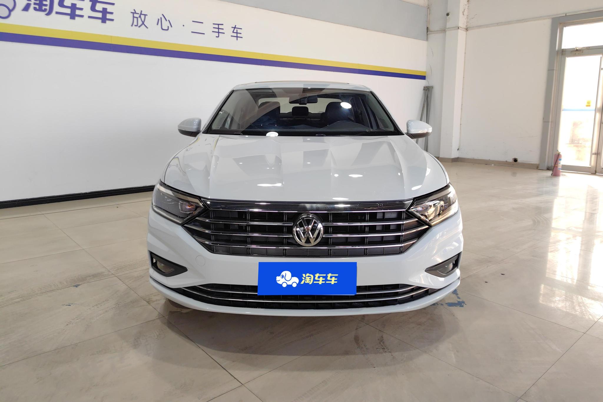 Volkswagen Sagitar 2021 200TSI DSG Comfort Smart Connect